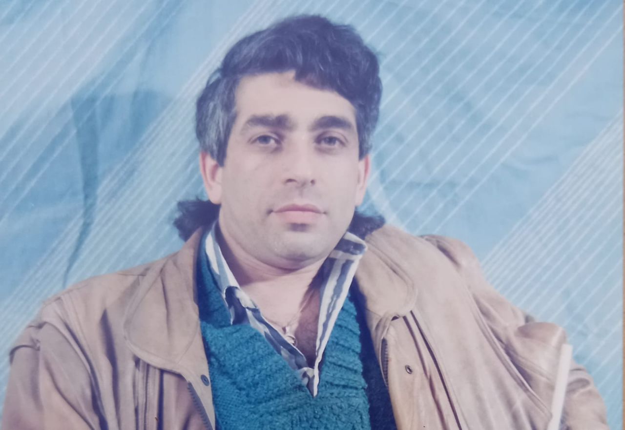 Mikel Lev singer 31